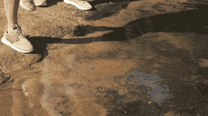 Кроссовки из конопли не только экологичные, но и водонепроницаемые