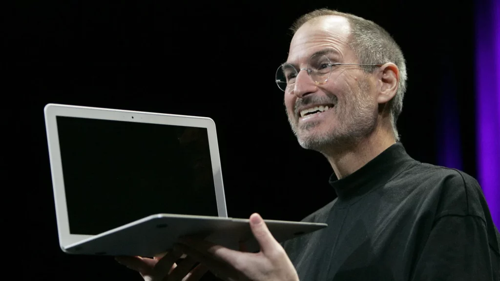 Стив Джобс MacBook Air